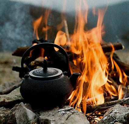 make coffee on a campfire