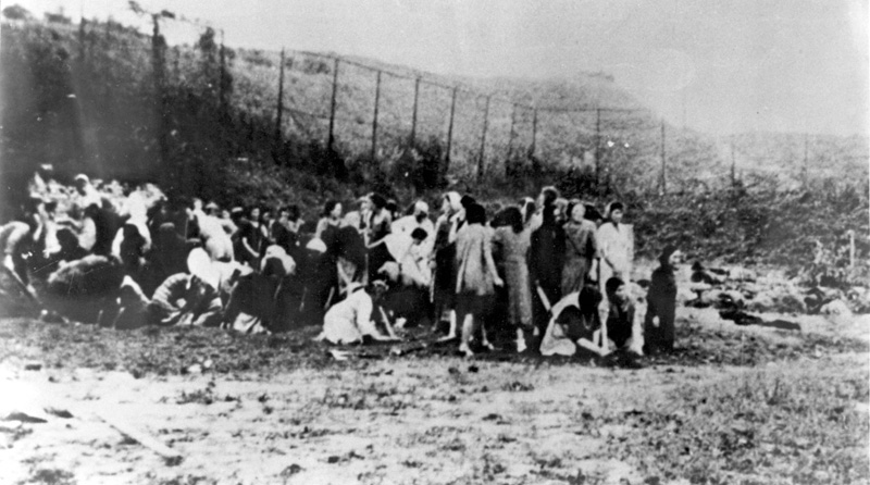German Jews being executed