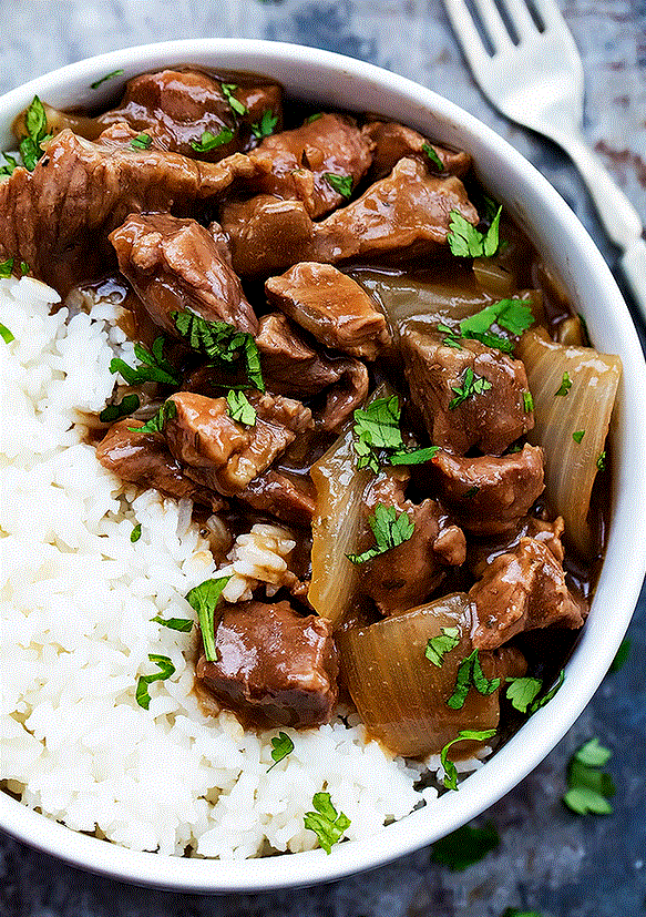 --PHOTO--Delicious and wonderful beef tips and rice. The perfect meal for a fine active houshold. It acutlly goes great with iced tea. Did you know that?