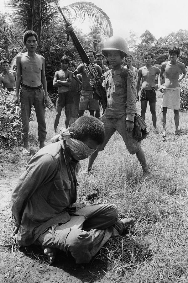 When Marxists come to power, they often arm children and youth. For they are the easiest to control ideologically. THey teach them how to shoot weapons and let them loose on the countryside. This is a picture from Cambodia under Pol Pot, who curiously enough believed int he same sort of Marxist utopia that is in favor in places like San Francisco, Detroit and Baltimore today.