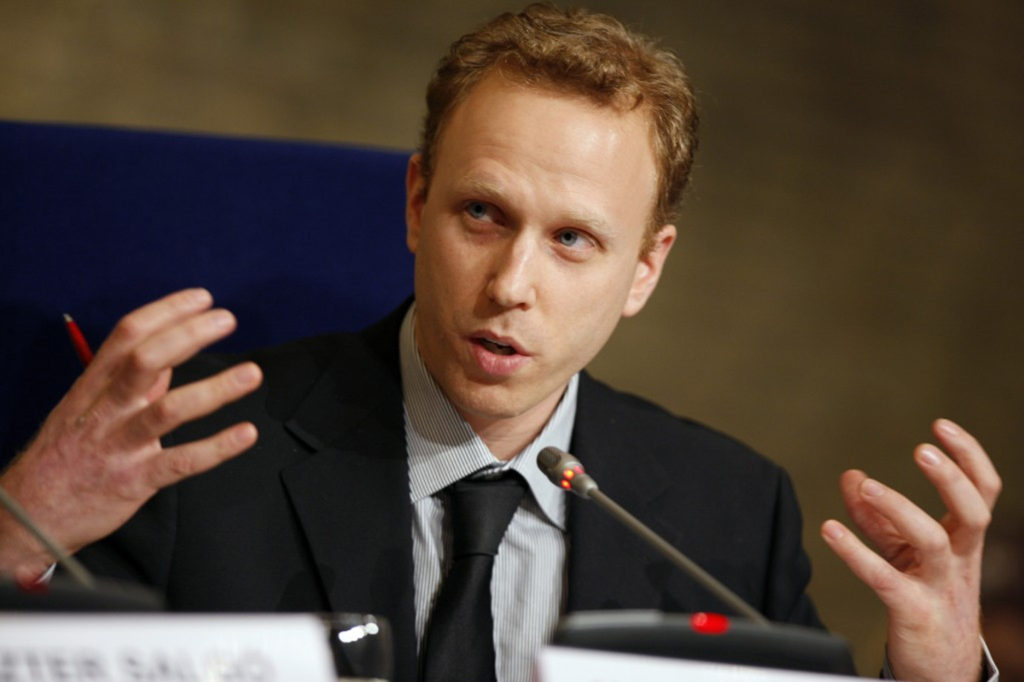 Max Blumenthal.