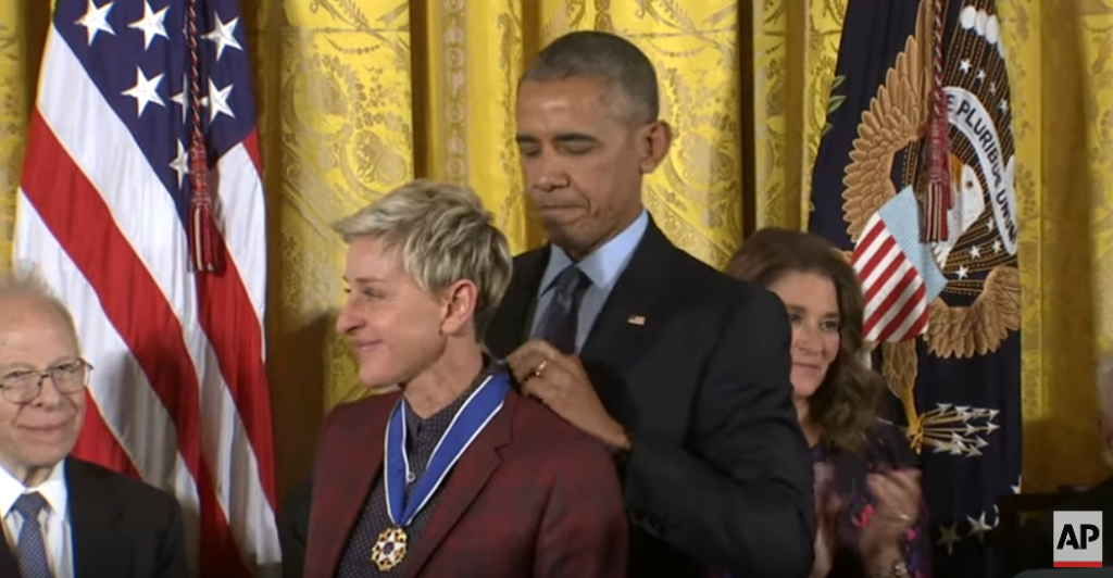 US President Barack Obama has awarded the USA's highest civilian honor to various actors, musicians and athletes during a ceremony at the White House.