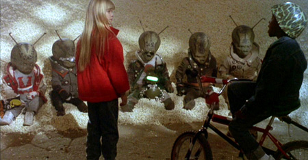 The Martians encounter some trick-or-treaters.