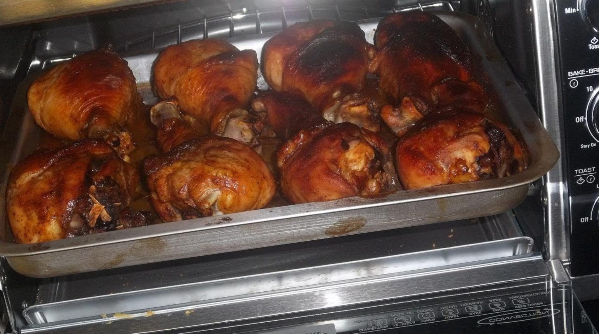 Курица в мини печи. Курица в мини духовке. Печь для курицы гриль. Курица приготовленная в печи.
