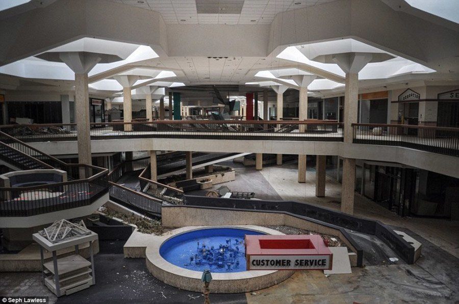 abandoned malls no customers