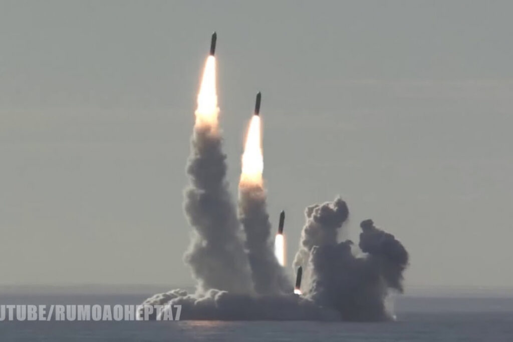 Russian SubmarineMissileLaunches large