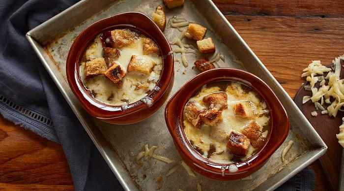 wisconsin style french onion soup