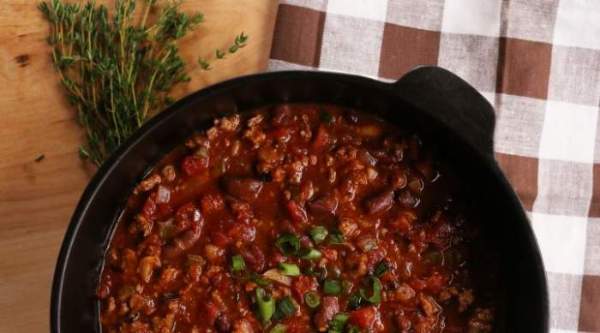 creole style pork red bean chili