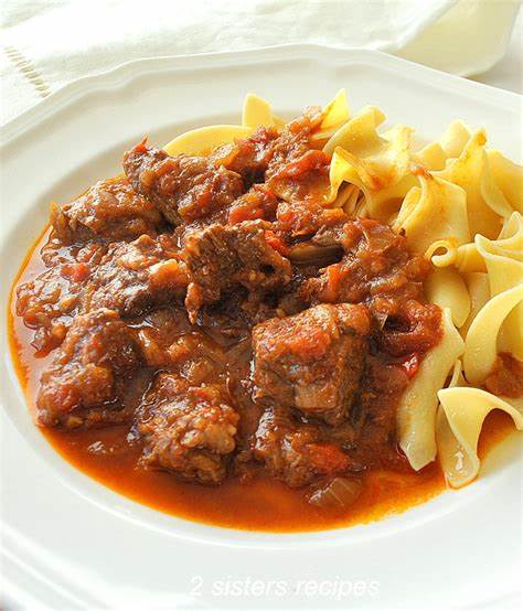 Hungarian Stew with Noodles