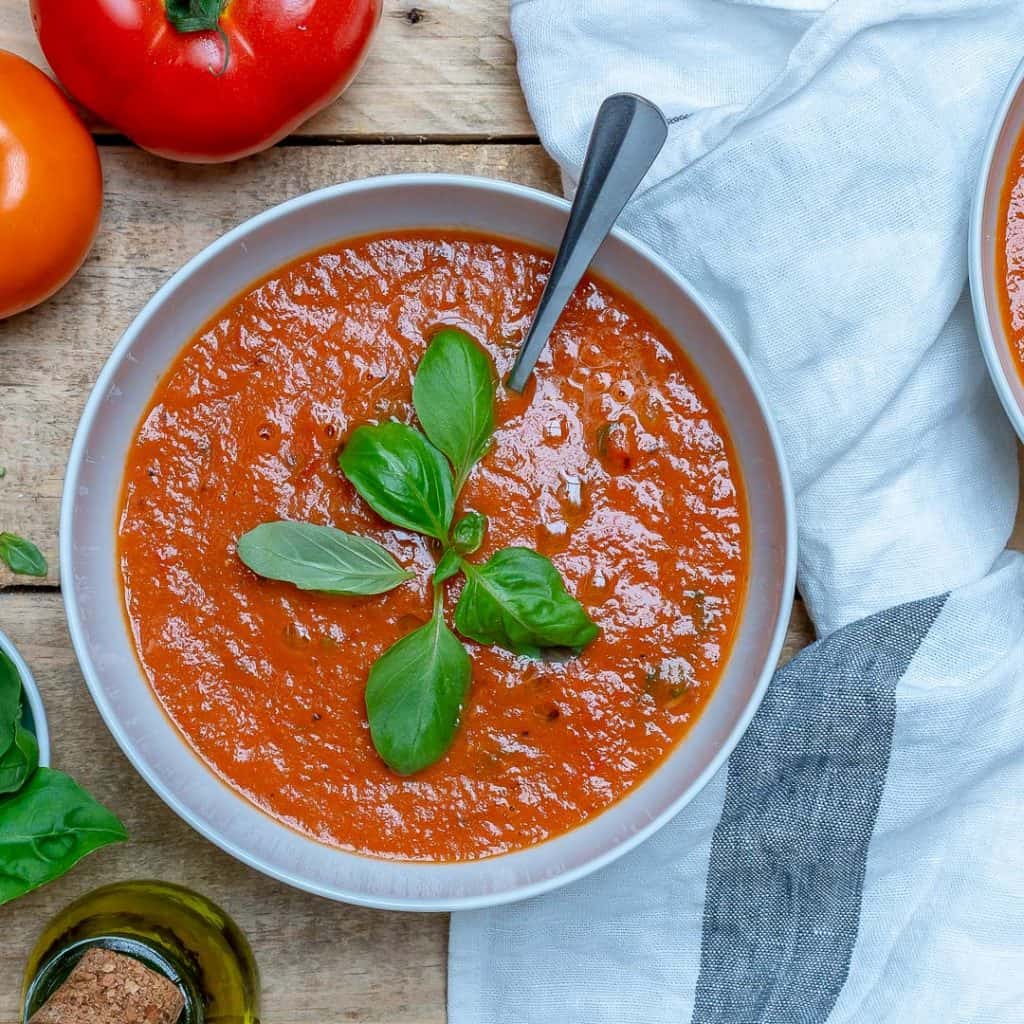 Homemade roasted tomato soup 4 1024x1024