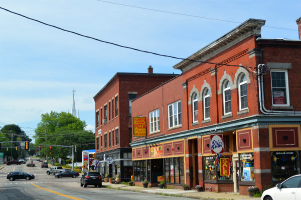 Uxbridge Center