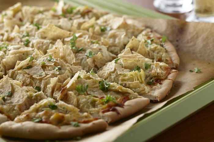 artichoke dip pizza