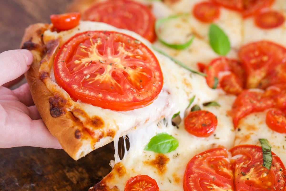 tomato pizza resize 10