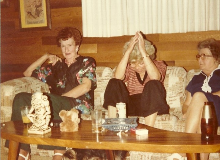 4dedbee42e556e483c69f8ec9d98df8b