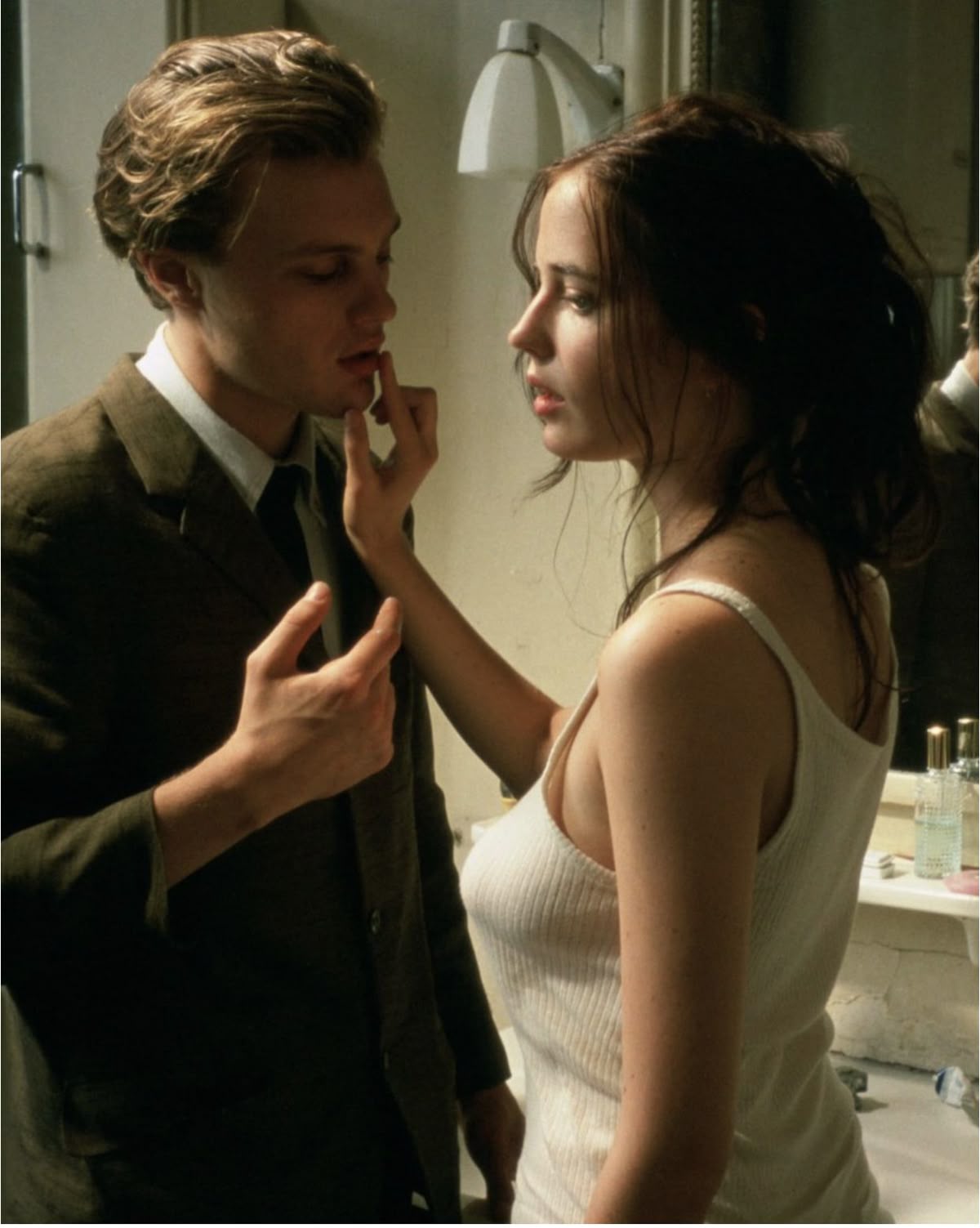 61d10679a4addac79c5eee7732ab5f1f