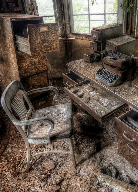 859f179b27a7d9a057e6f8731c4a14c3